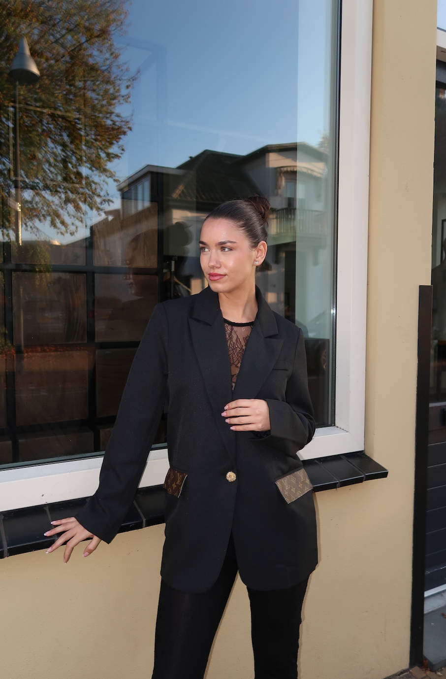 Q X R Zwarte Blazer met Designer zakken