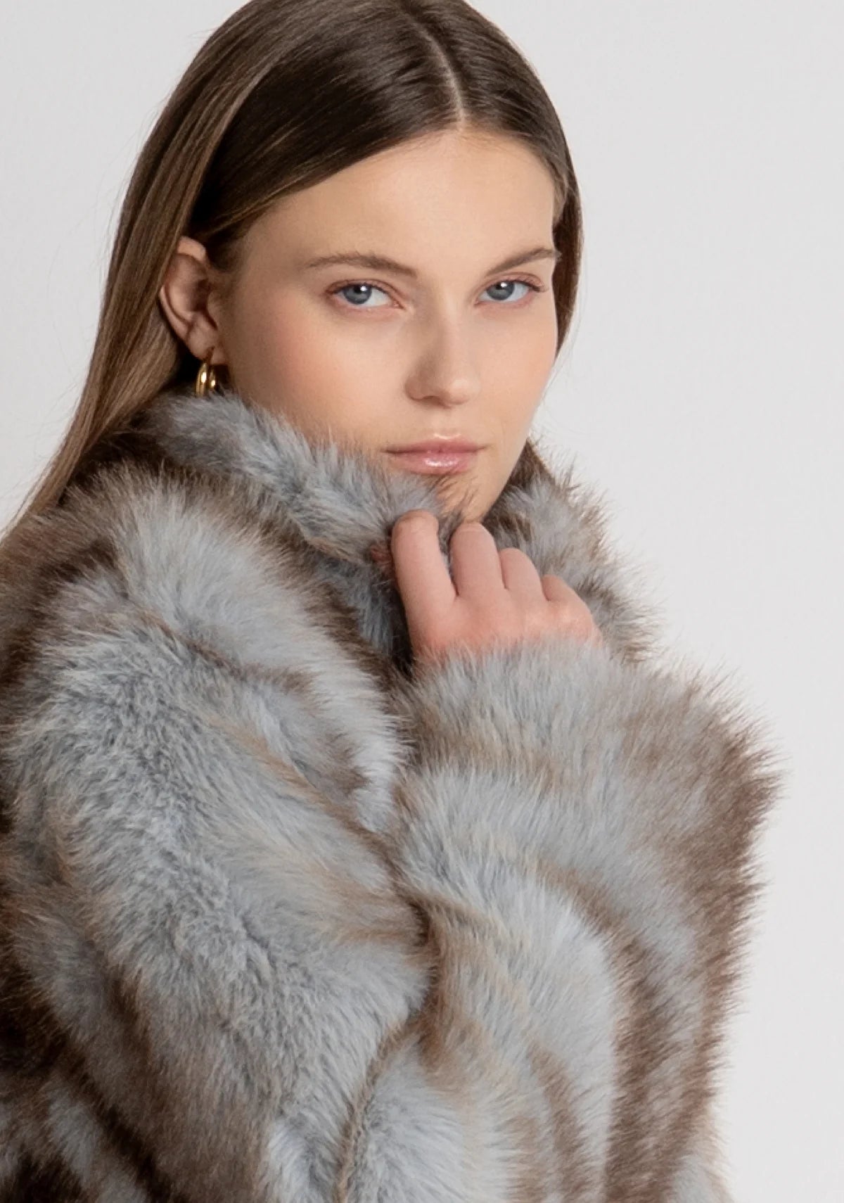 Fracomina Cropped Faux Fur Jacket