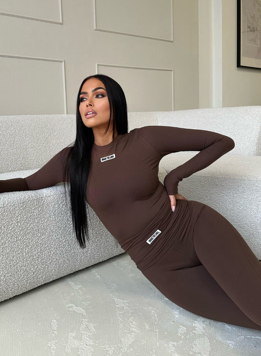 Unique The Label Nena Longsleeve Top Chocolate